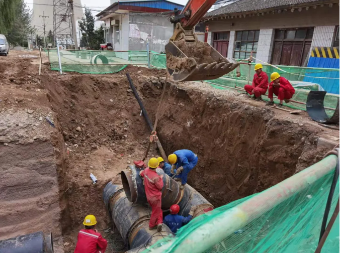 “国庆假日我在岗”——爱国爱岗 坚守岗位(图2) “国庆假日我在岗”——爱国爱岗 坚守岗位(图2)