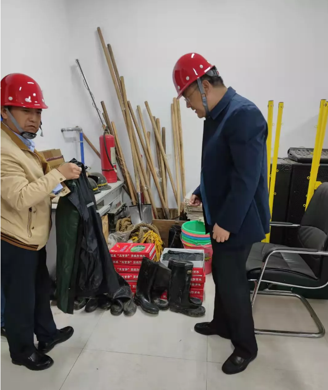 “国庆假日我在岗”——用坚守书写泓源精神(图8) “国庆假日我在岗”——用坚守书写泓源精神(图8)