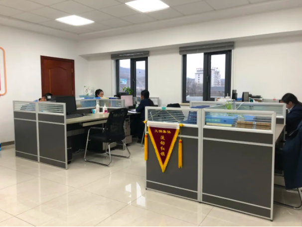 文明创建我先行——市产投集团积极组织参加全市志愿服务集中示范活动(图5) 文明创建我先行——市产投集团积极组织参加全市志愿服务集中示范活动(图5)